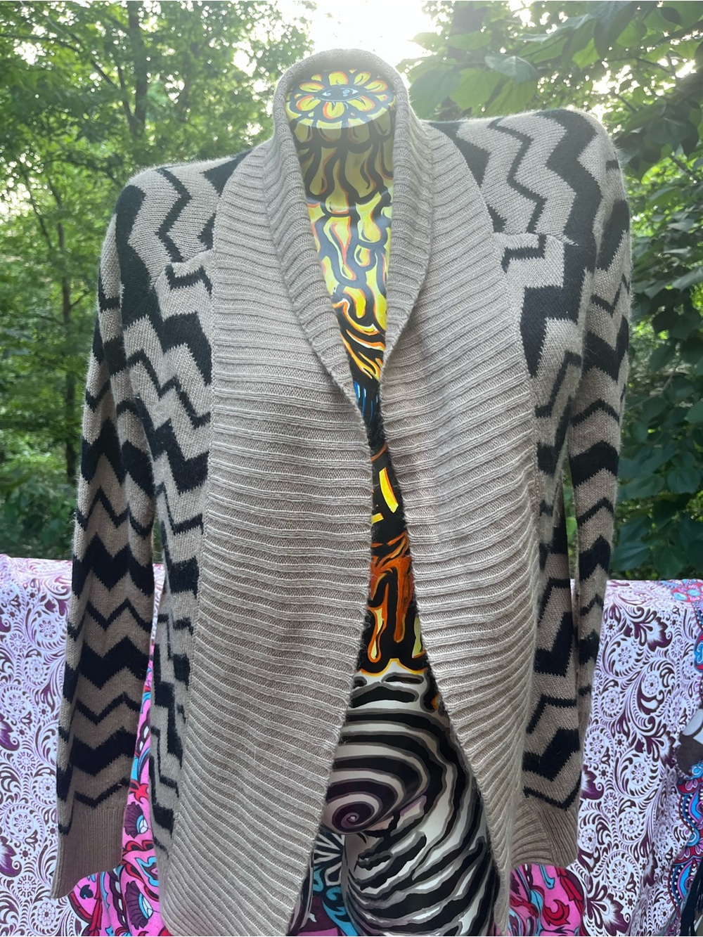 Charlotte Russe Beige and Black Chevron Open-Front Cardigan